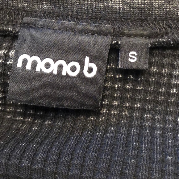 CLOSET CLOSING 7/31 MONO B Long Sleeve Top Small - Picture 5 of 7